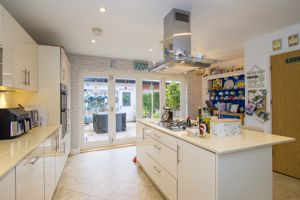 Photo 16- click for photo gallery